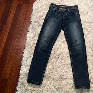 American Eagle jeans size 4 short
